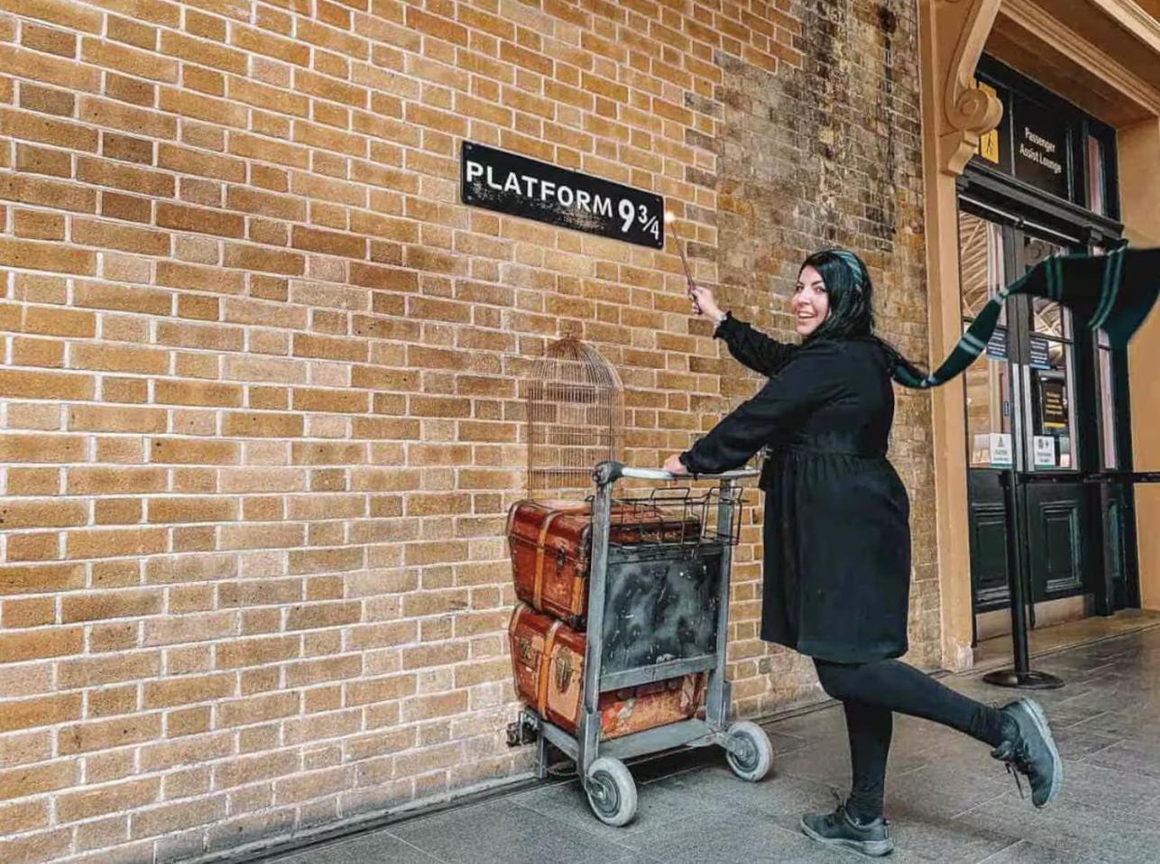 Platform 9 3/4 By Condokeeper Londen Buitenkant foto